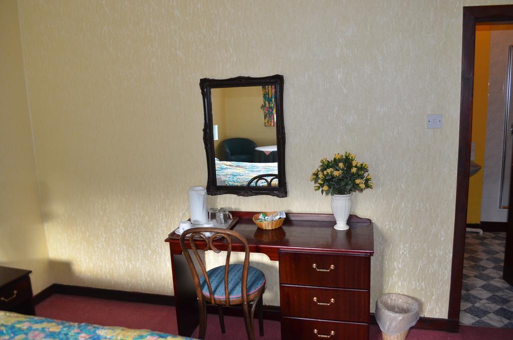 Contin Achilty Guest House מראה חיצוני תמונה